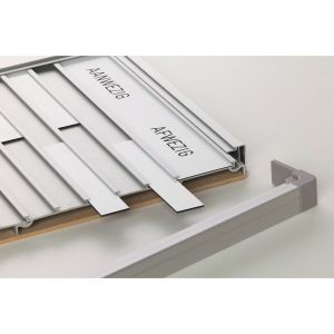 Namnskyltar till närvarotavla