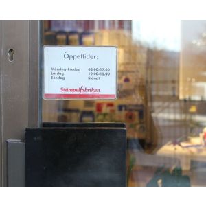 Affärstidsskylt