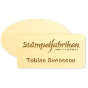 Namnbricka i trä, graverad